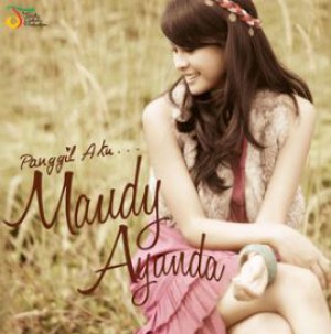Maudy Ayunda - Aku Atau Temanmu