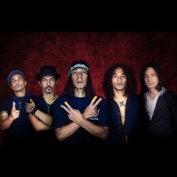 Slank – (Non Political) Asian Dance (Feat. Dipha Barus)