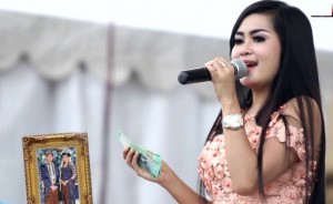 Elis Santika Pesona - OM New Pallapa